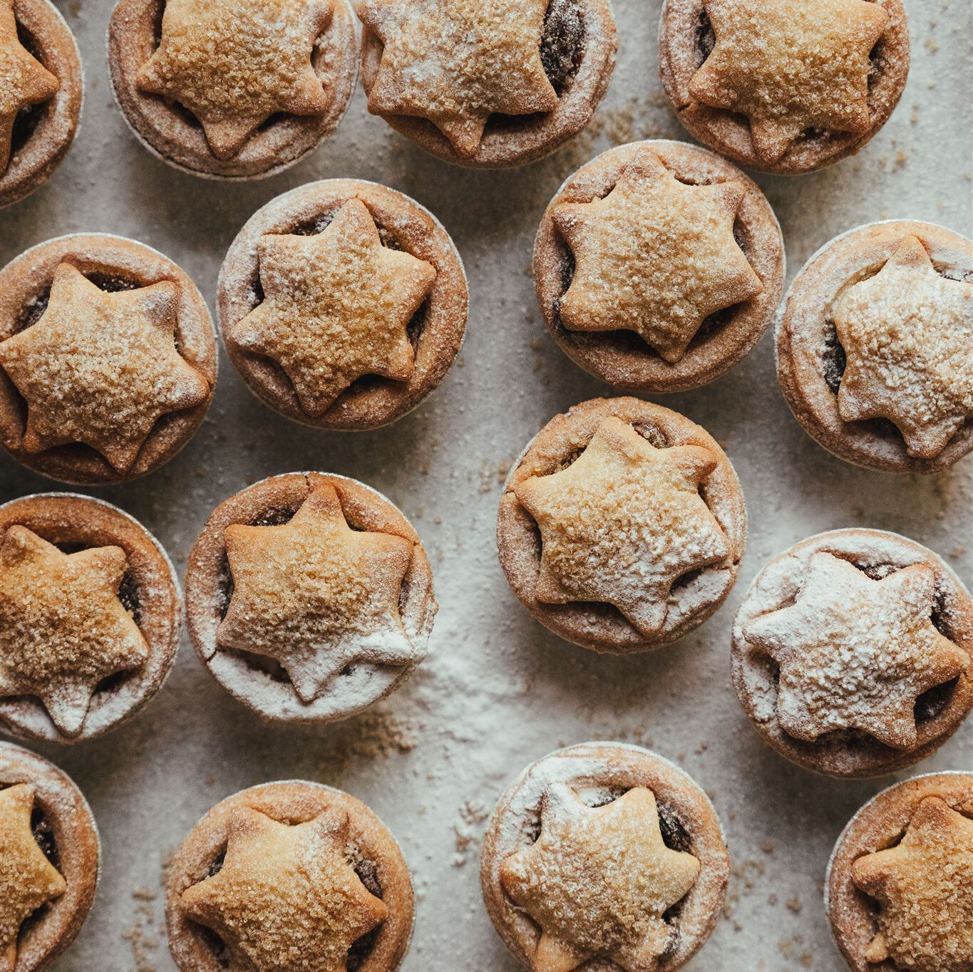 Handmade Mini Mince Pies (Pack of 9)